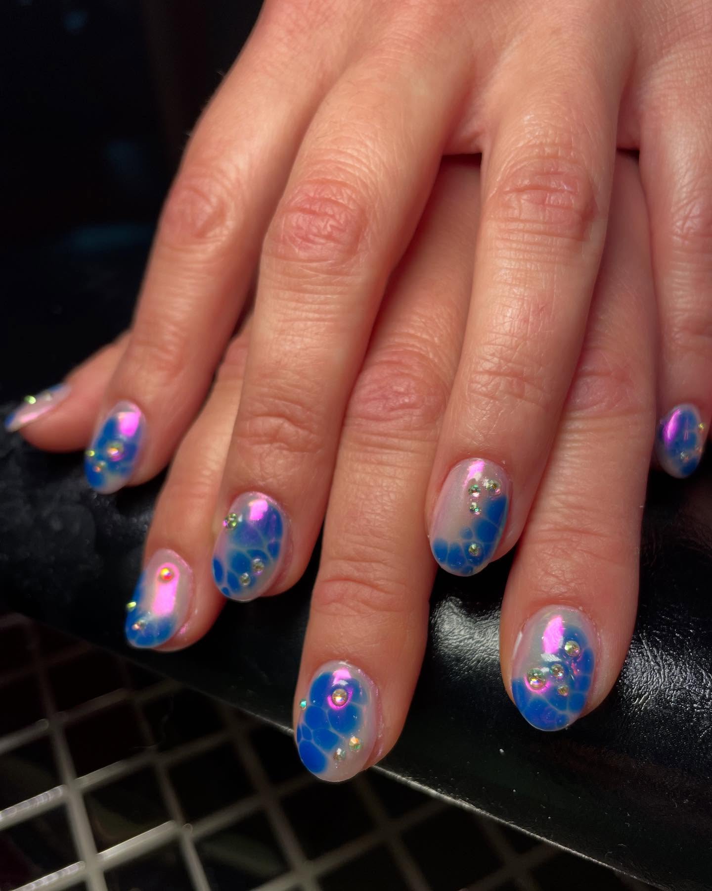 Level 2 medium design nails 15